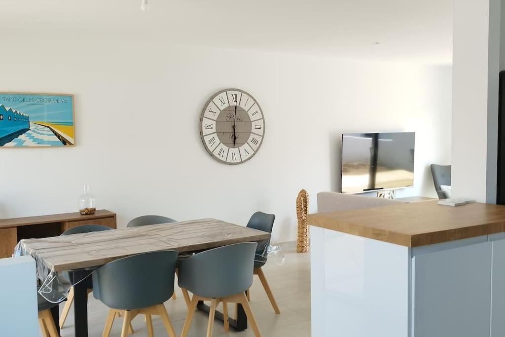 Maison 3 Chbres 3 Etoiles St Gilles X De Vie سانت جيل كروا دي فيي المظهر الخارجي الصورة